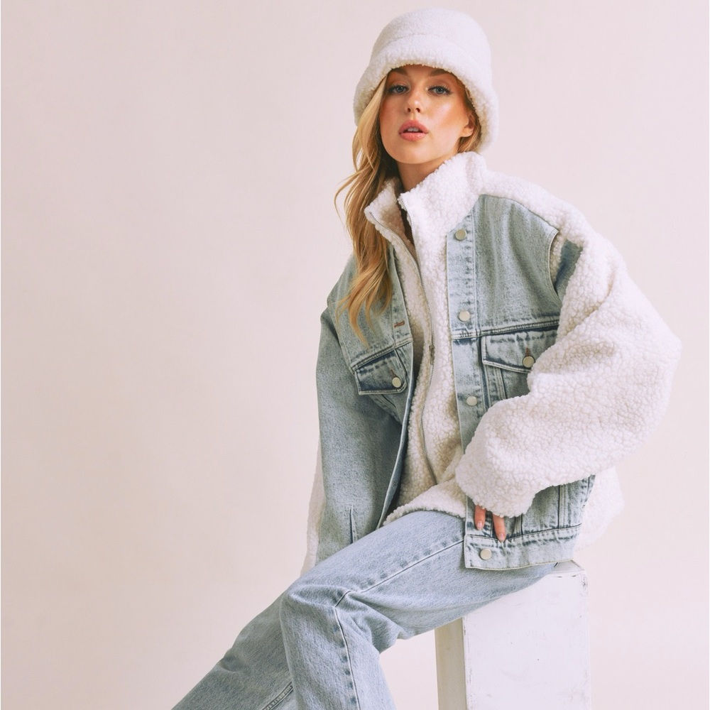 Denim Jacket with faux fur - Picture 2 of 7